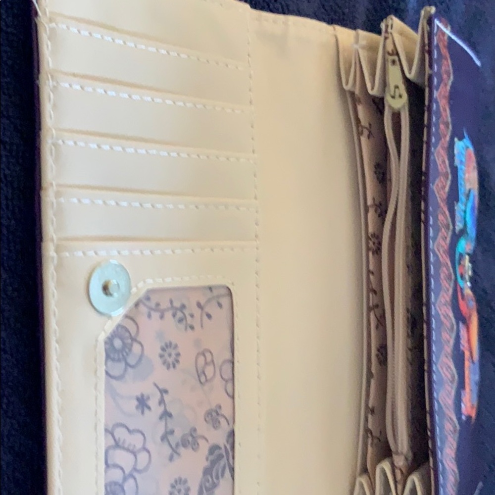 Elephant Wallet - Picture 3 of 4